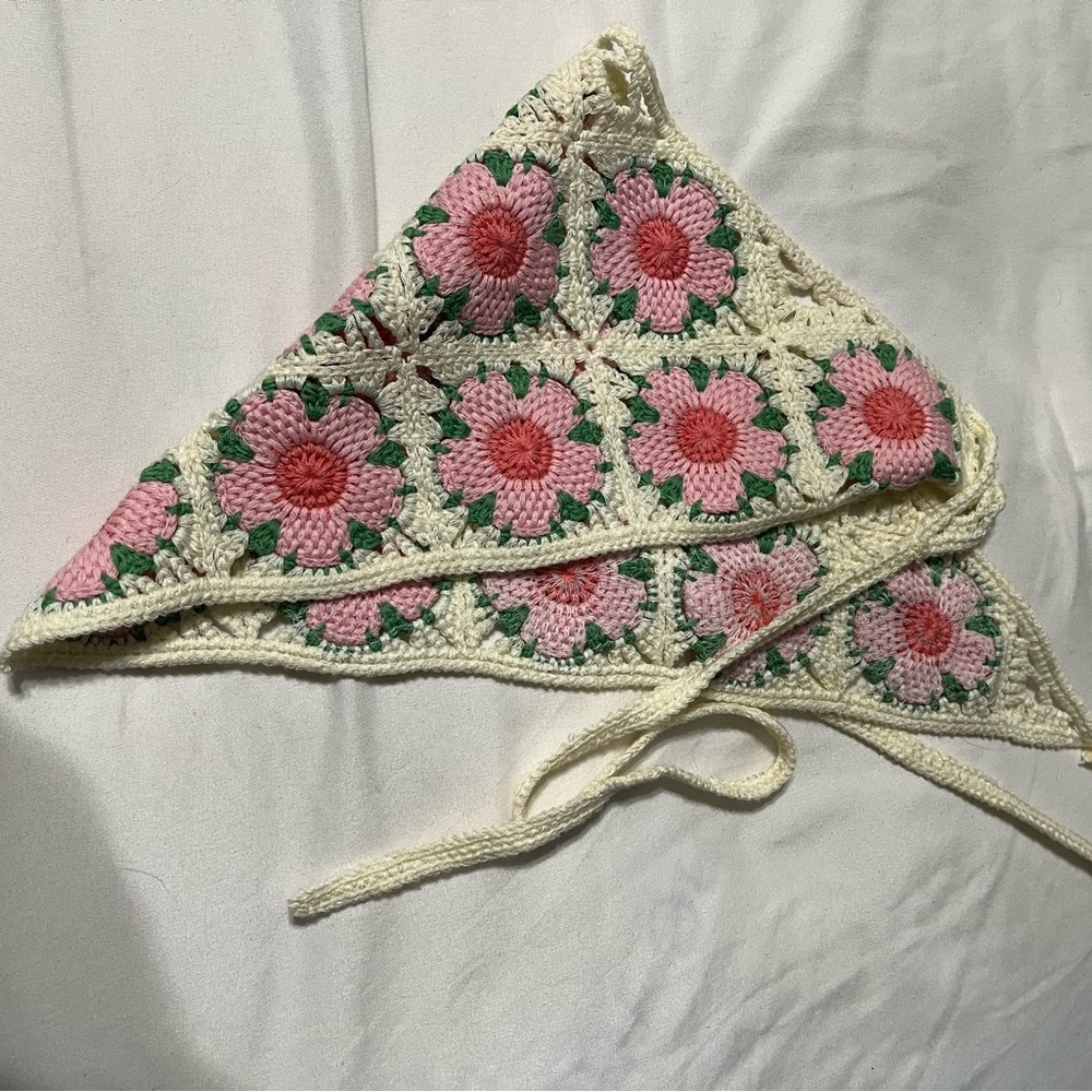 Handmade Crochet head scarf bandana head kerchief pink floral - Picture 4 of 6